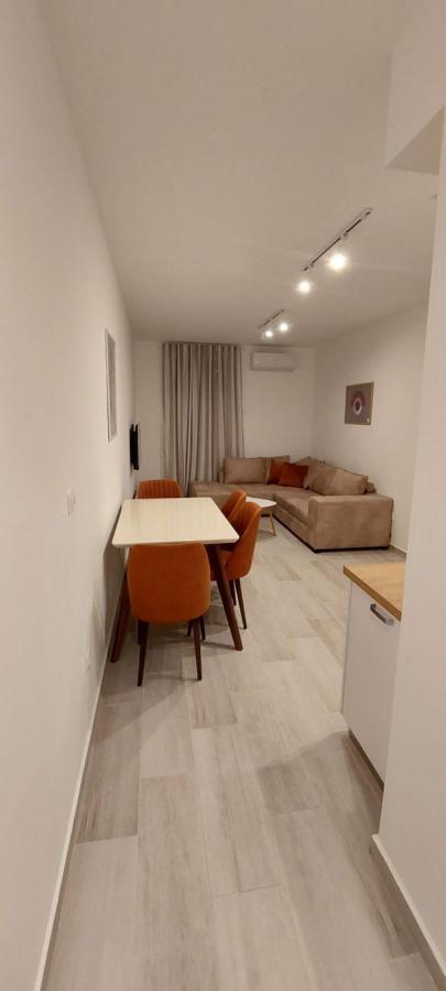 Apartment Biser